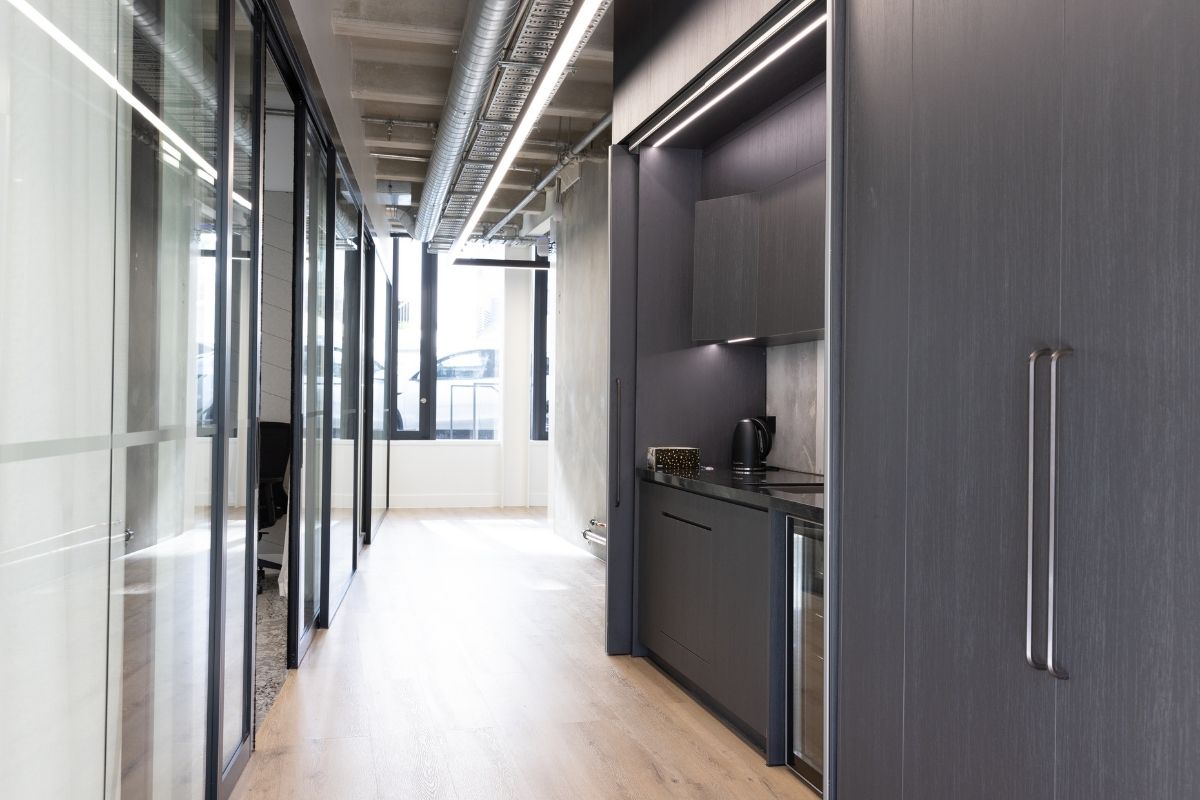 KT Building - T2